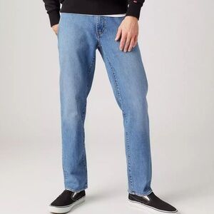 Levi's 541 Athletic Taper Fit - Medium Wash 32x30